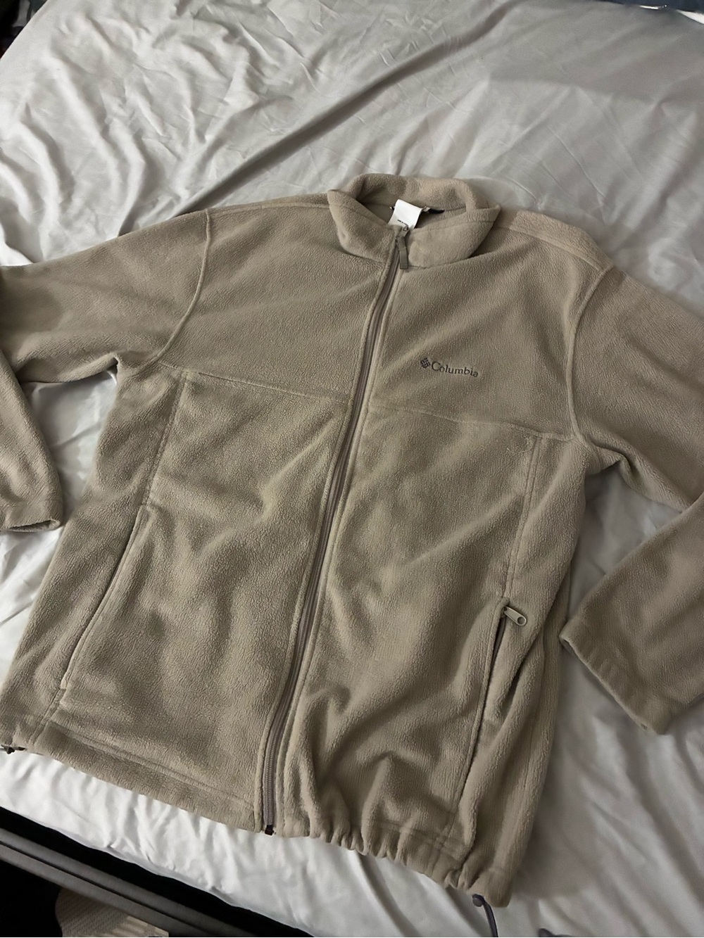 Columbia Lightweight Full-Zip Fleece Jacket in Taupe